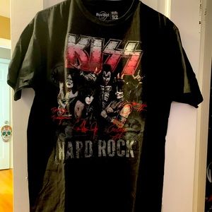 Kiss Hard Rock Cafe shirt